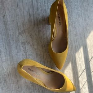 Gianni Bini pointy heels